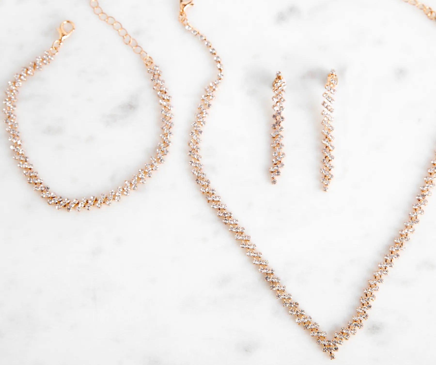 All In The Shine Necklace Set
