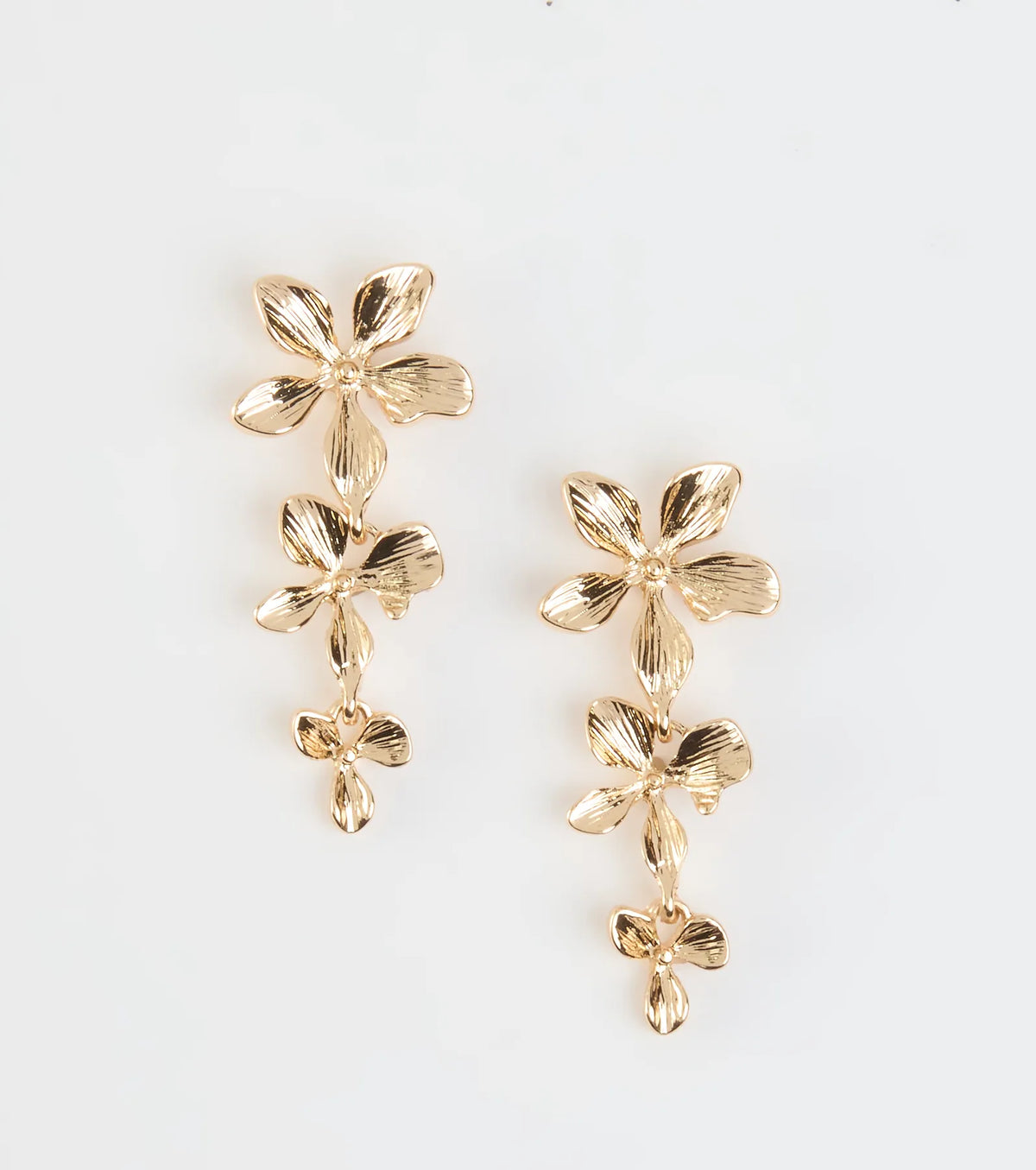 Impressive Nature Flower Linear Earrings