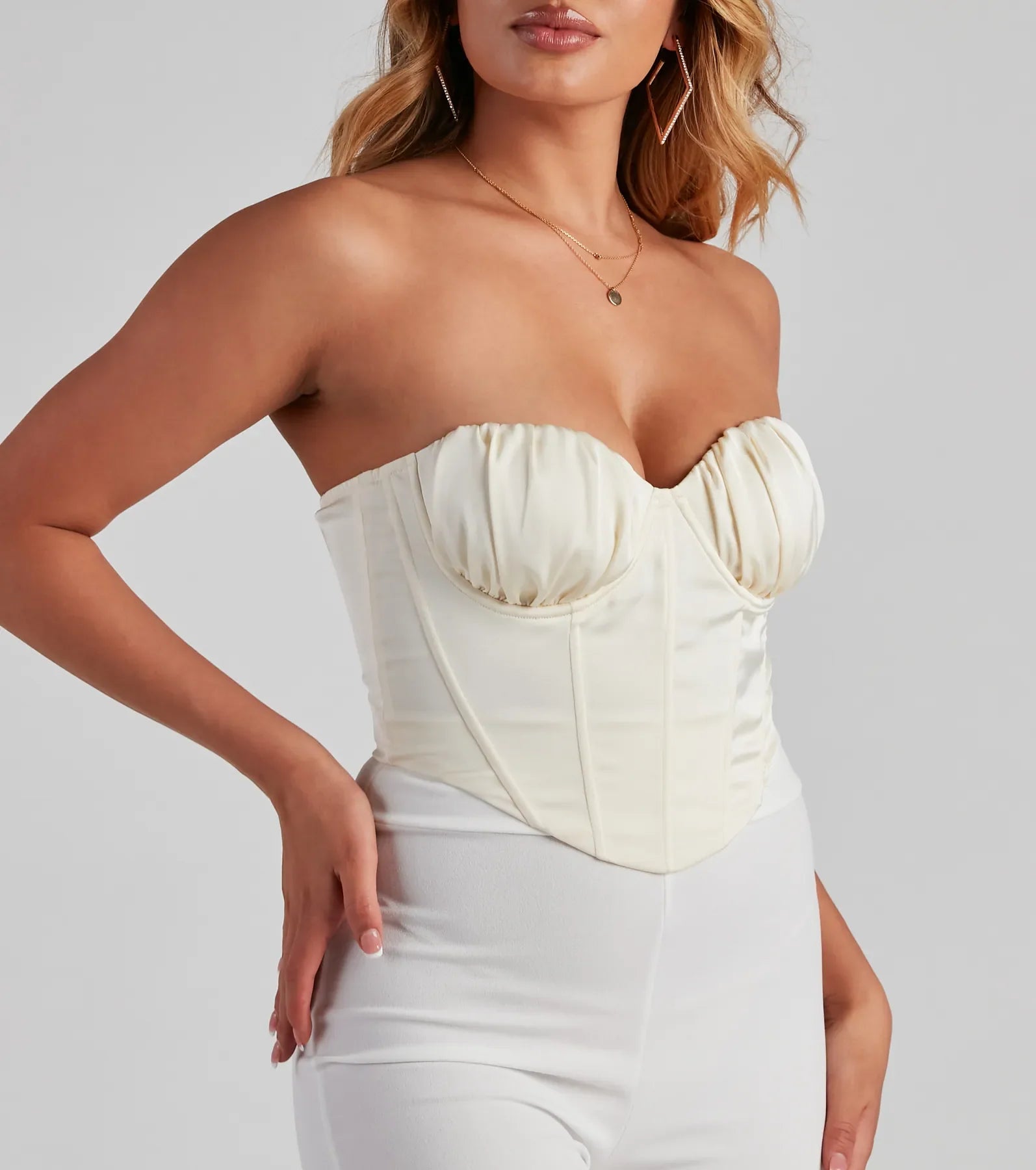 Unveil Satin Sweetheart Bustier